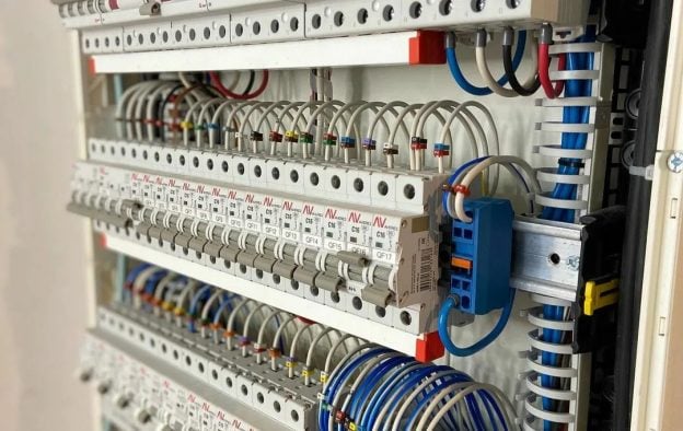 Low Voltage Power Distribution Course For Beginners