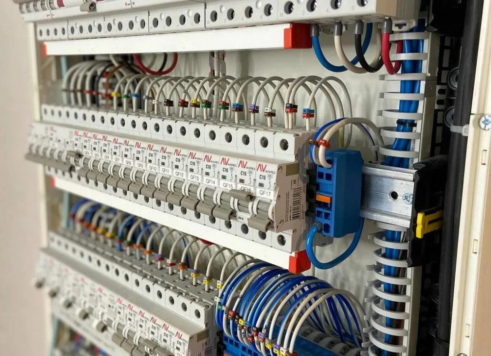 Low Voltage Power Distribution Course For Beginners