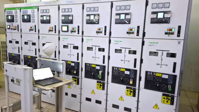 Practical Course to Medium Voltage Infrastructure and Power Distribution