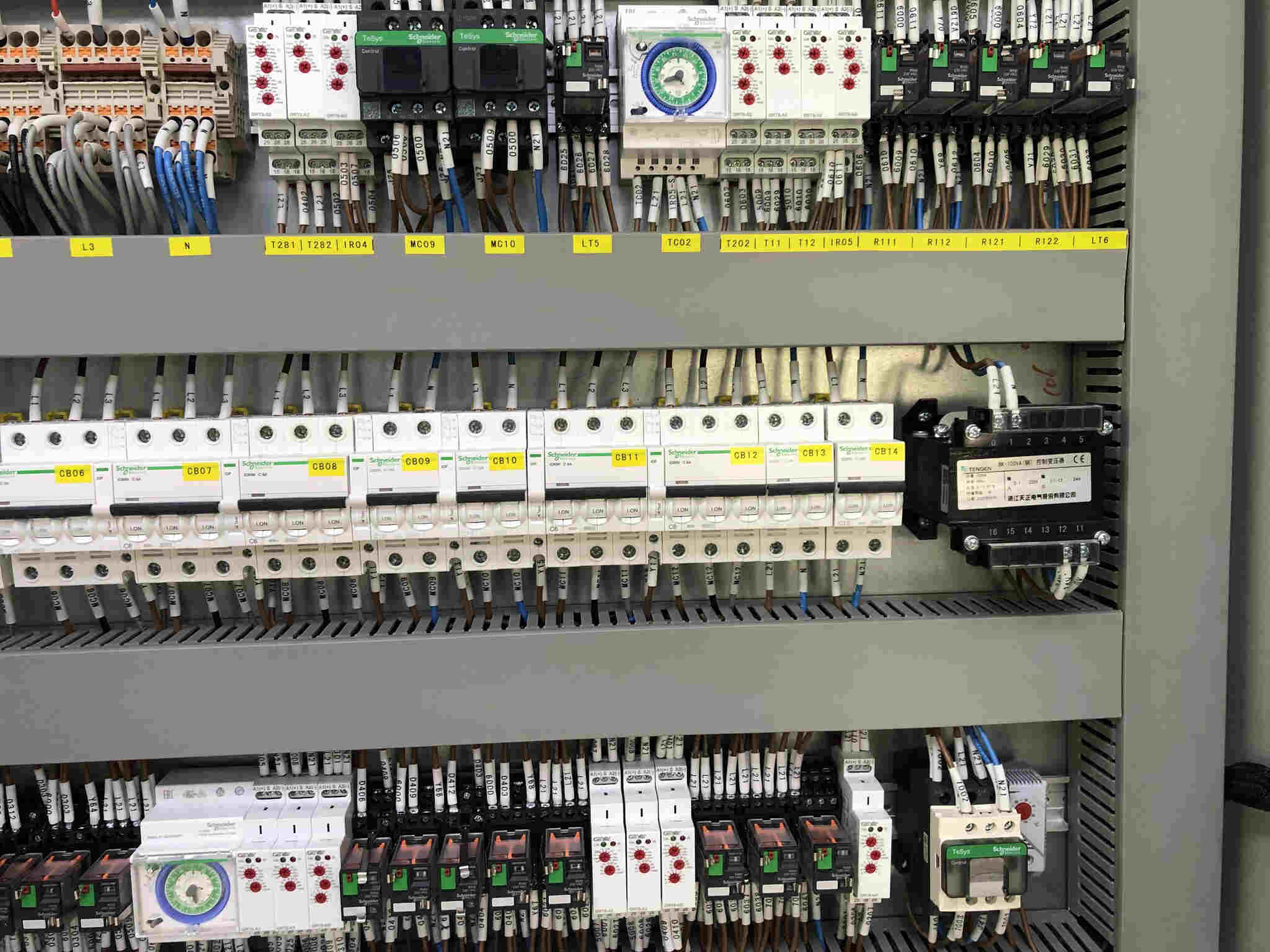 Learn How to Perform Calculations of Electrical Loads and Design the Protection System