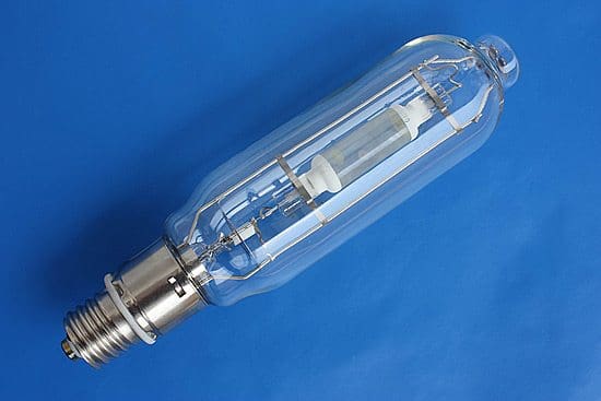 Metal halide lamp