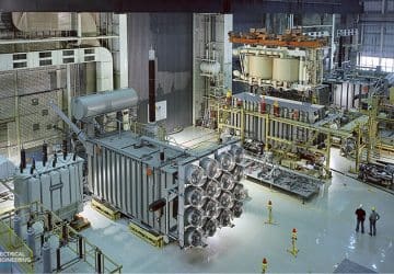 SIEMENS - View of the main production hall of the Nuremberg transformer plant.