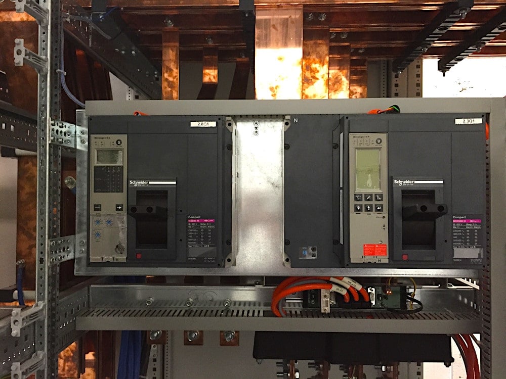 The complex arrangement of busbars heavily influences both heat generation (via resistance) and heat dissipation (via surface area)