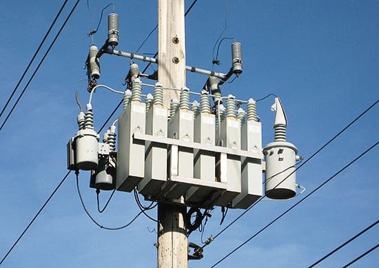 High-voltage capacitors for overhead distribution systems