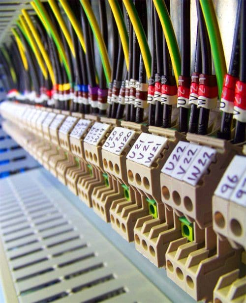 Labeling of terminals and conductors