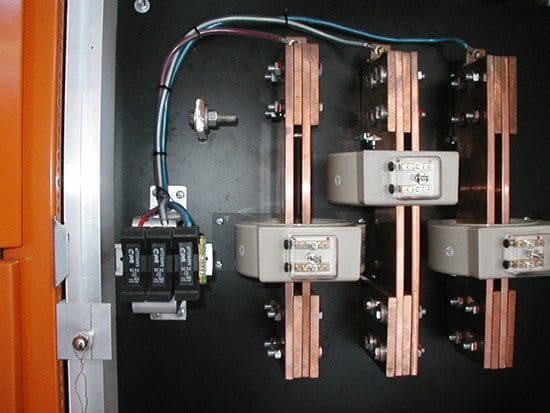 Metering current transformers