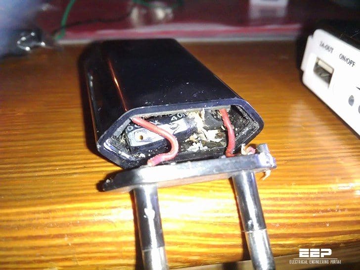 5 anomalies in AC power that can damage your home devices