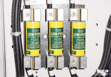 Guide to sizing conductors and selecting protection devices