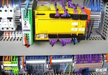 PLC power supply and safety (emergency) circuits requirements