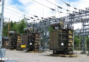 Measurements of bad impulsive noise in HV substation caused by partial discharge (PD) sources