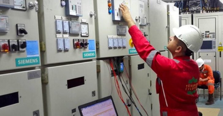Power System Relaying For Final Year Undergraduate Students and Professionals