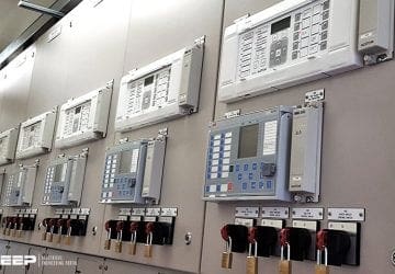 Busbar protection in power transmission and distribution substations