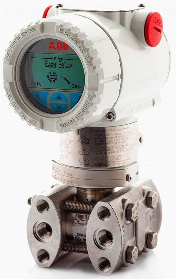 BB's model 266MST is a differential pressure transmitter with “multisensor technology”