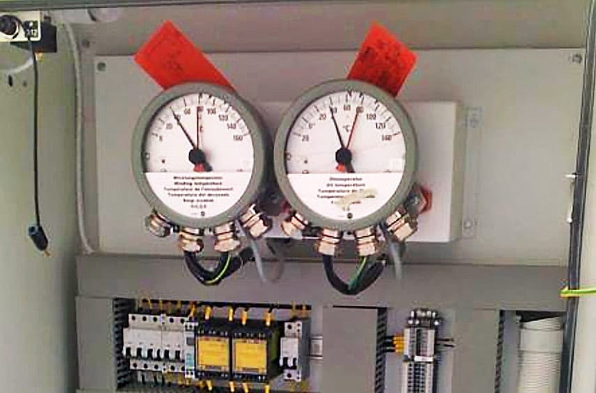 Gas density monitoring indicator