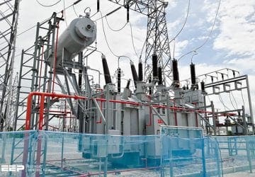 Protection of a transformer directly connected to a transmission line without switchgear