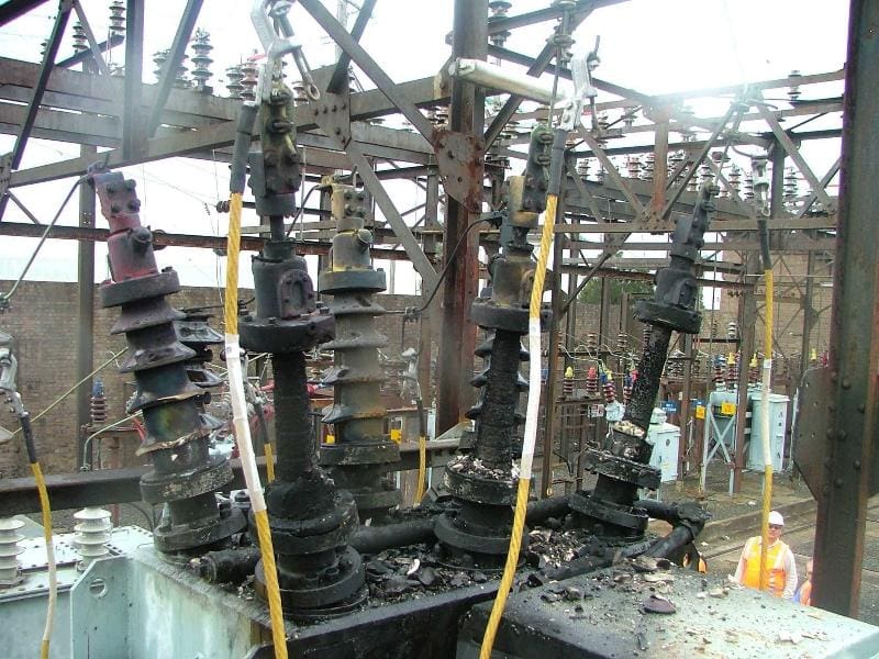 Failure of 33 kV oil circuit breaker