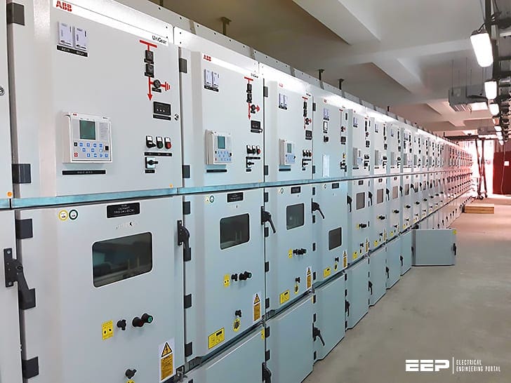 Condition monitoring and diagnostic techniques for MV vacuum switchgear