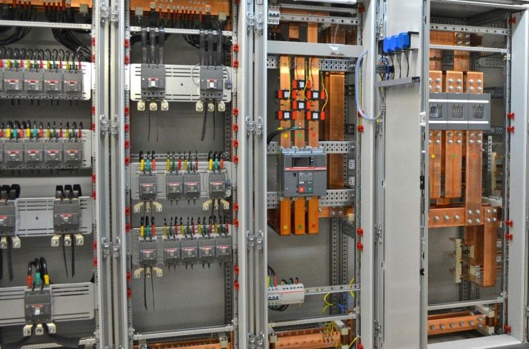 Block Set Lv Swgr Layout Learn how to draft the layout of an LV switchgear (sizing, designing ...