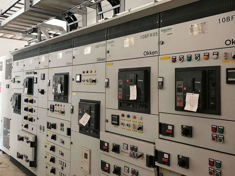 Low voltage Motor control centre (MCC) type OKKEN (by Schneider Electric)