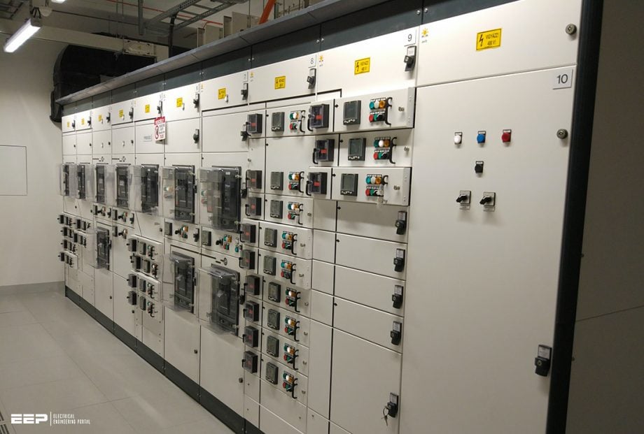 4 medium voltage switching equipment for primary substation installations