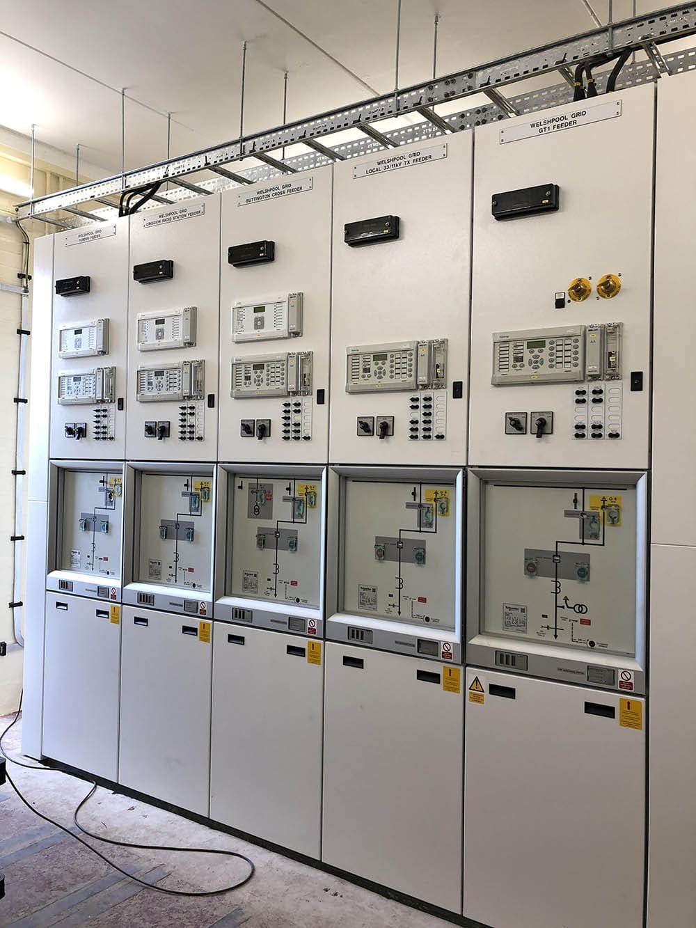 Medium voltage switchgear (Schneider Electric)