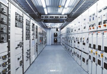 Inside the Modern Digital Low Voltage Switchgear: Devices and Communications