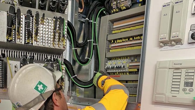 Relay Protection Course: Implementation of Digital Logic and Schemes in Protective Relays
