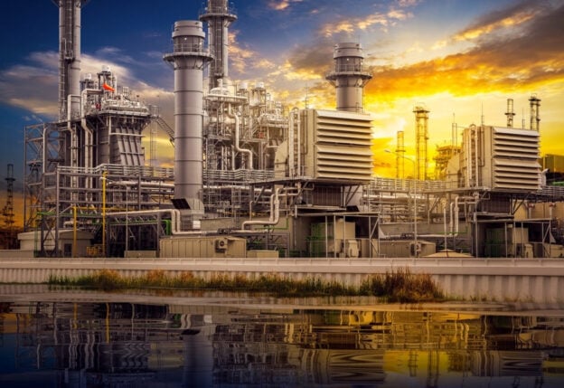 Electrical Power Generation Course: Power Plants in a Nutshell