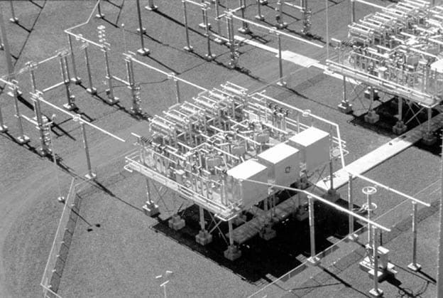 Aerial view of BPA’s Slatt, Oregon, 500kV TCSC (by GE)