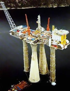 The world’s largest GBS platform, the Troll A during construction