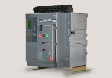 General Electric - MV Air circuit breaker