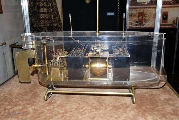 Remote control boat built by Tesla and displayed in Madison Square Garden in 1898