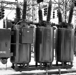 Oil circuit breakers