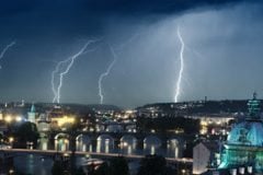 prague-thunderstorm-front