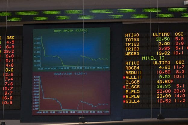 Real-time Monitoring and assessment of CB operations for diagnostics and control applications