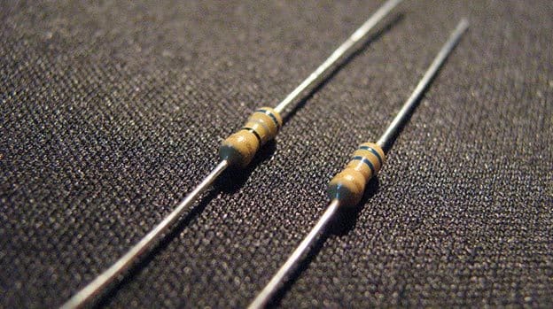 Figure 1 - Typical form of carbon resistor